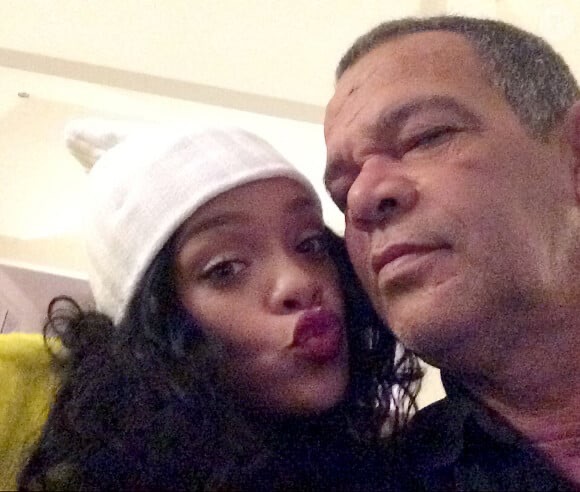 🕊️ SHOCKING LOSS: Rihanna’s Father Dies at 70 – Here’s What We Know 💔