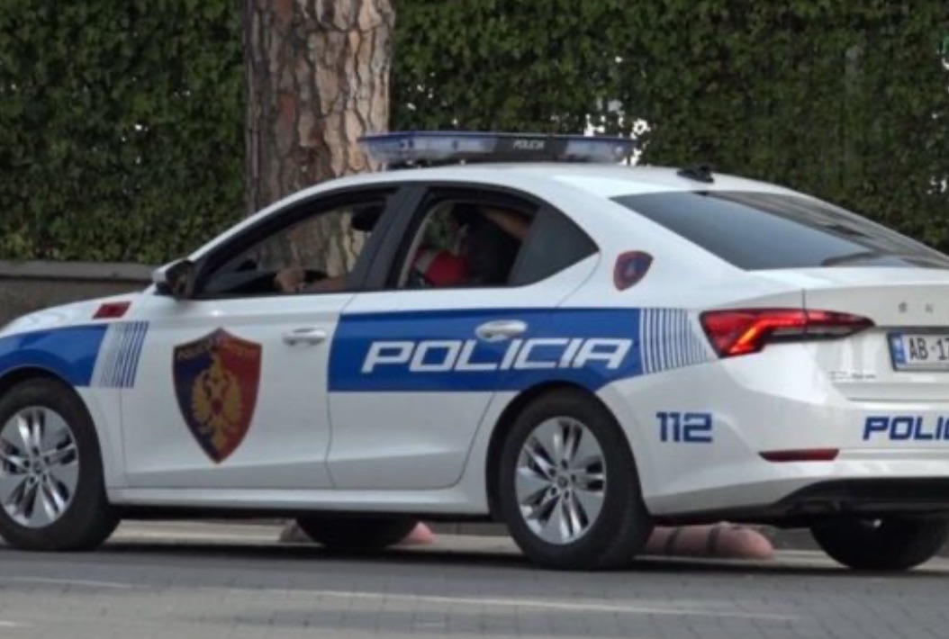 30-vjeçarja përfundon në qeli pas një nate me alkool dhe përplasje me Policinë!