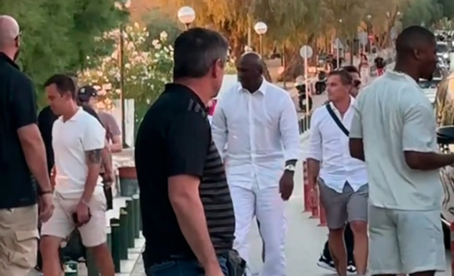 Legjenda Michael Jordan lë bakshish shumën e çmendur në restorantin grek