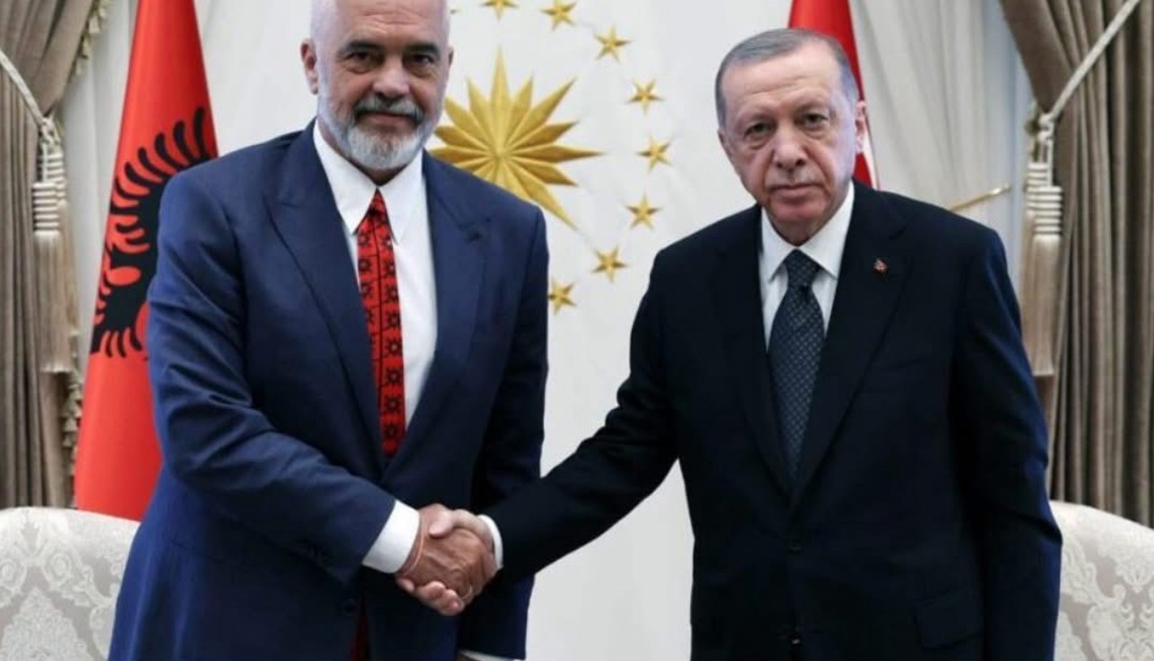 Erdogan acarohet me Ramën,ultimatum të heqë dorë nga krijimi i Shtetit Bektashi …