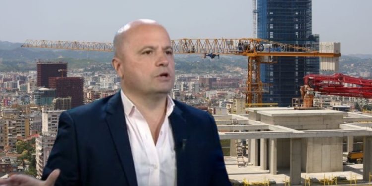Agjenti imobilar jep LAJMIN E MIRË për qytetarët: Bien çmimet e apartamenteve, prisni…