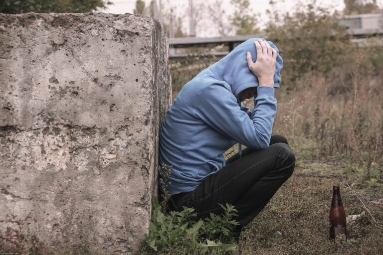 Plaku grek 94 vjeç shuan epshet me një djalë 16 vjeçar. Dëshmia e të miturit është shokuese