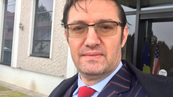 V*rgjëria/ Mjeku: Kanë ardhur vajza të qépen, njëra erdhi me mamanë, do habiteni cfare më tha ( VIDEO )
