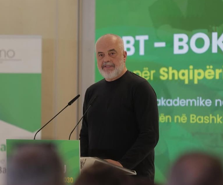 Njerëzit janë al*rmuar? Edi Rama cudit shqiptarët: Mos dilni shume ne diell sepse…