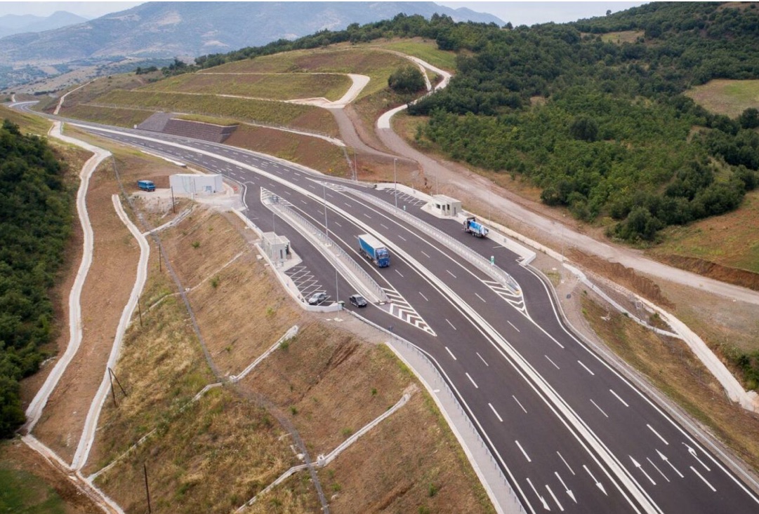 “Korridori Blu: Si do të lidhet Shqipëria me Italinë e Greqinë përmes autostradës së re”